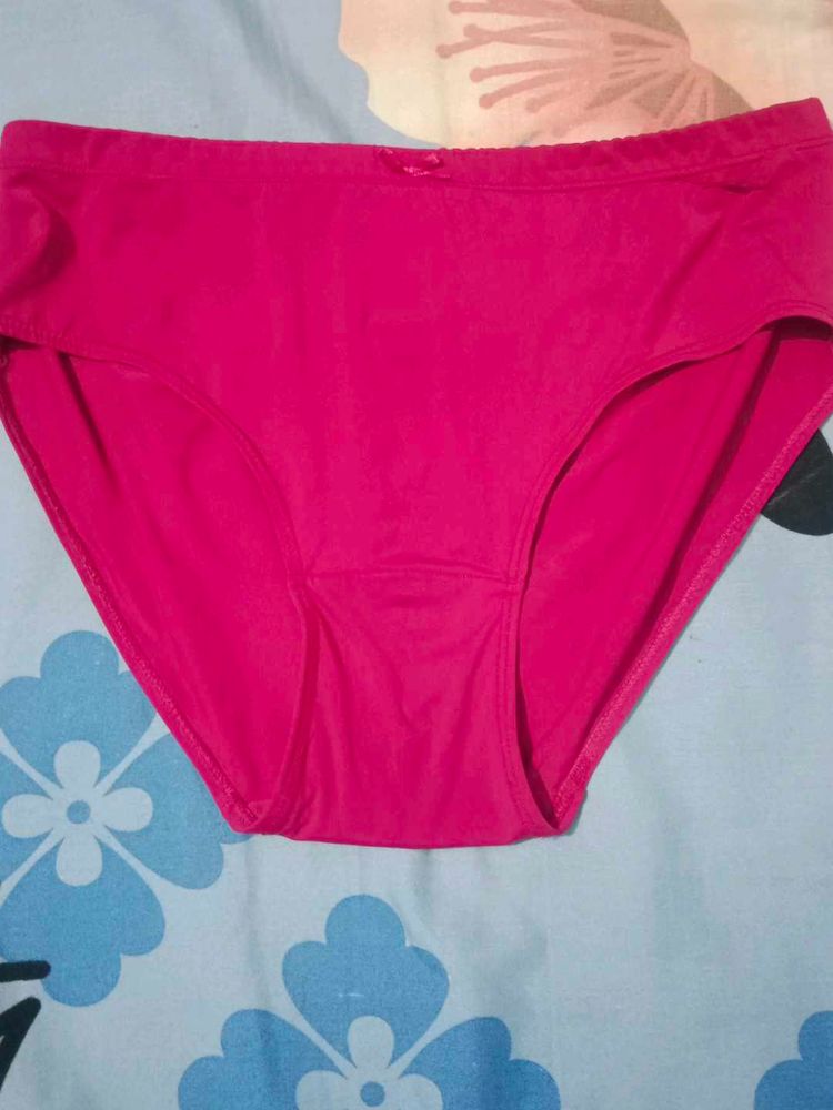 LILY DARK PINK COLOUR BRIEF