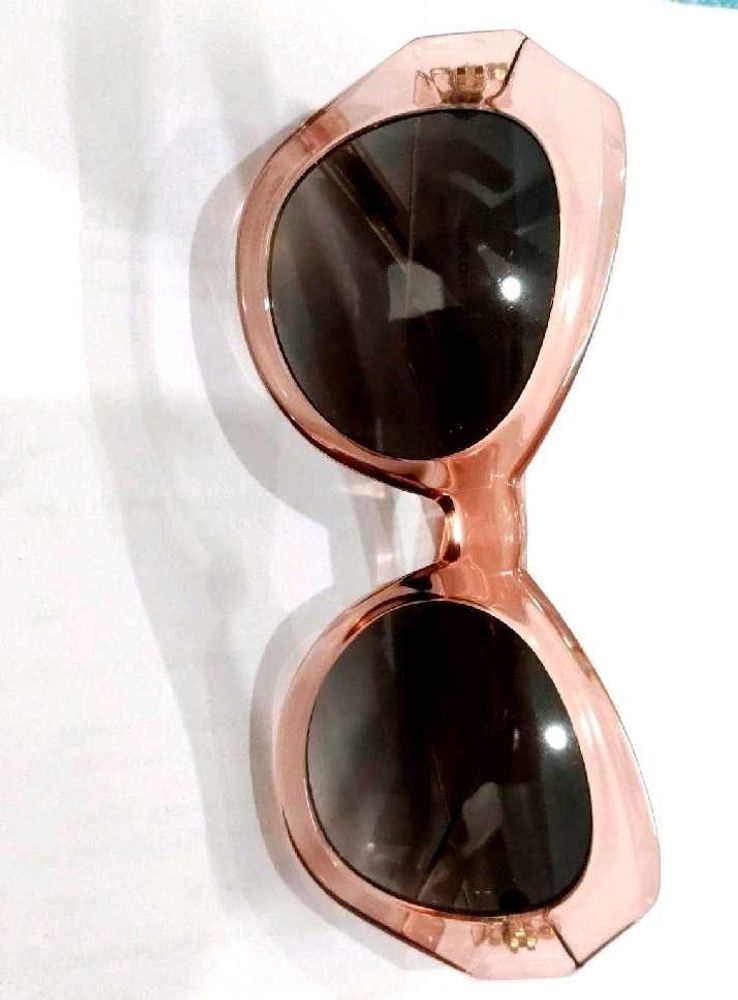 Stylish Peach Cat-Eye Sunglasses by WITCHERY