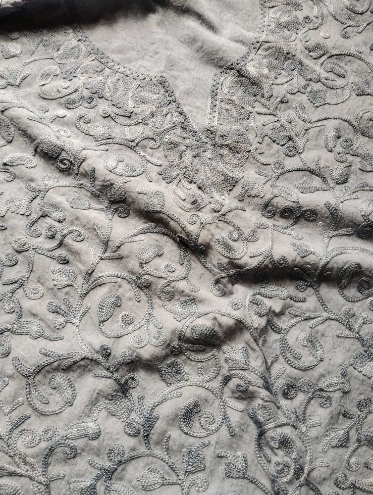 Beautiful Suit Kashmiri Work