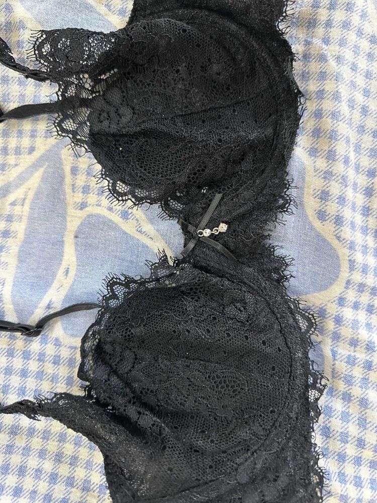 Elegant Black Lace Bra