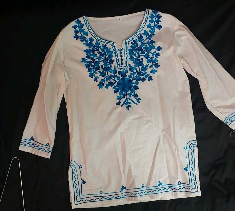 Embroidered Chikan Kurti | Blue and White