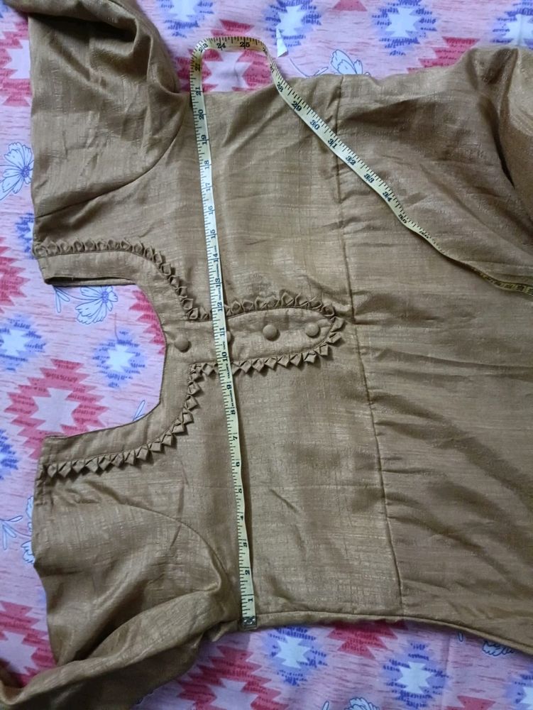 Beautifu Neck Designer Golden Kurta