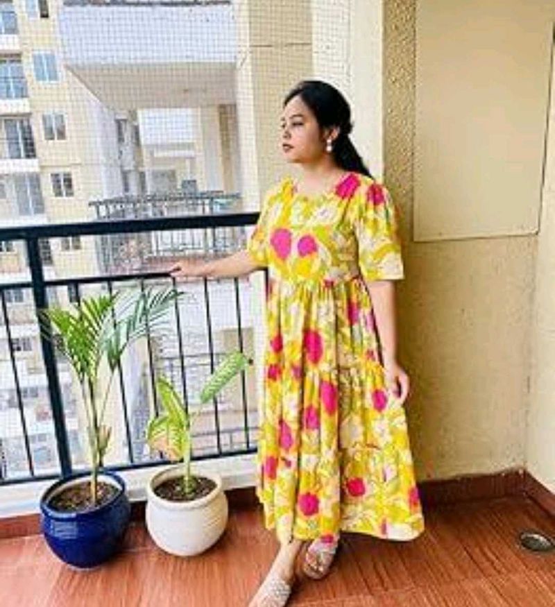 Floral Print Tiered Maxi Dress