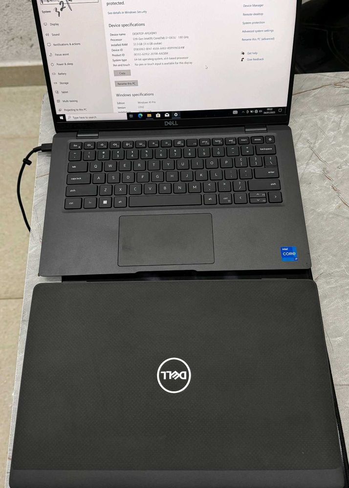 Dell Laptop 7430