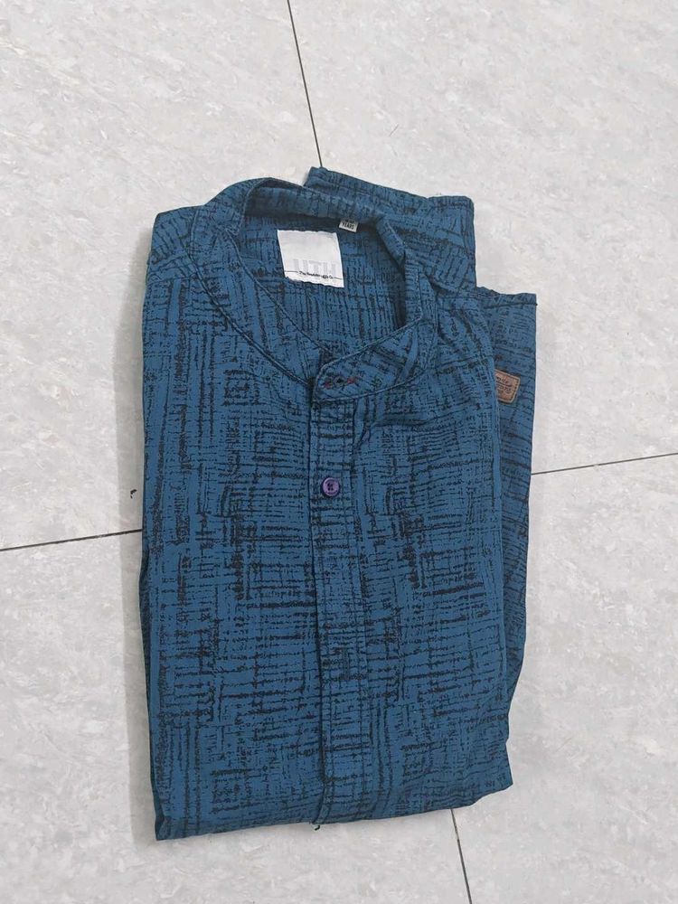Stylish Blue Patterned Shirt
