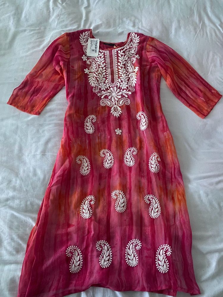 Pink &amp; Orange Embroidered Paisley Kurti - New with