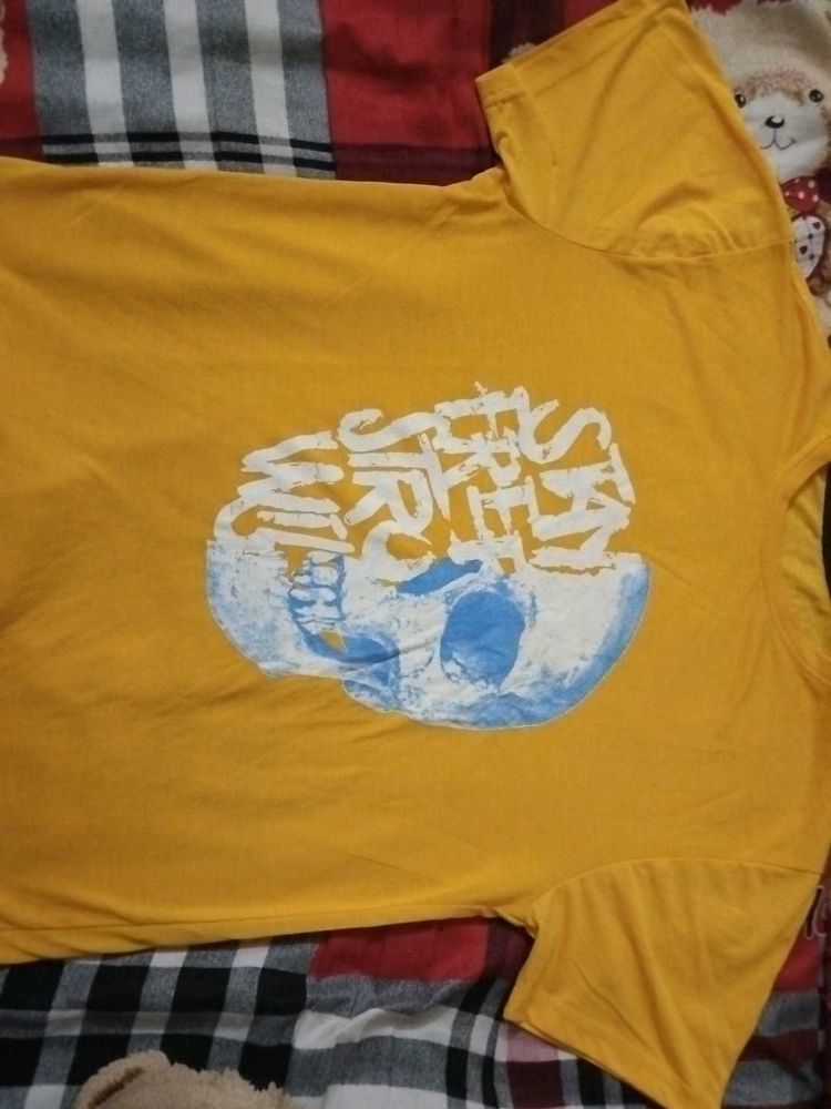 T SHIRT