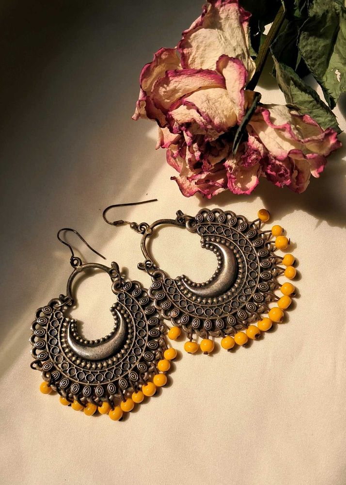 Oxidized Yellow Pearl Ethinic Earing