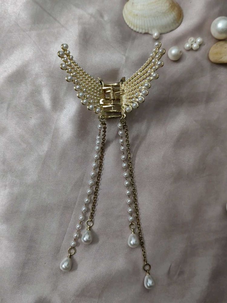 Pearl Dangle Hair Claw