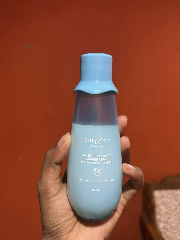 Dot &amp; Key Milky Toner Essence