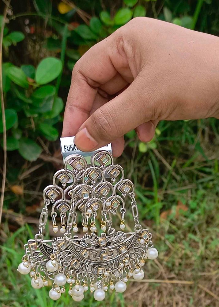 Silver Tone Pearl Drop Earrings