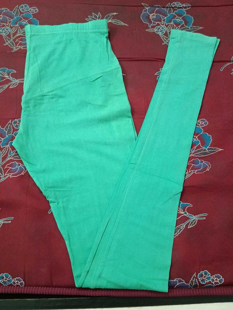 Brand Leggings