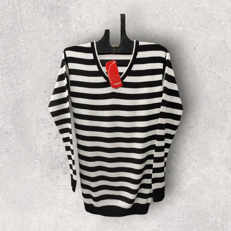 Black And White Stripped Woolen T-shirt