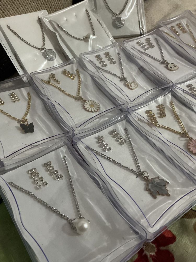 Necklace Charm Chain with adorable earrings