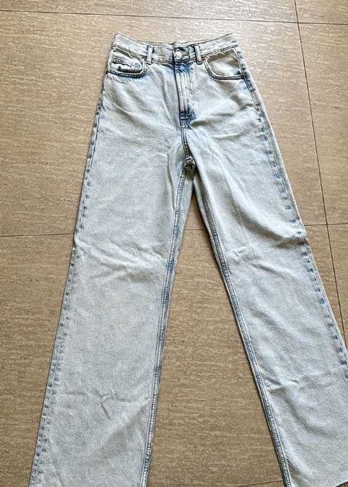 Light Wash Wide Leg Jeans
