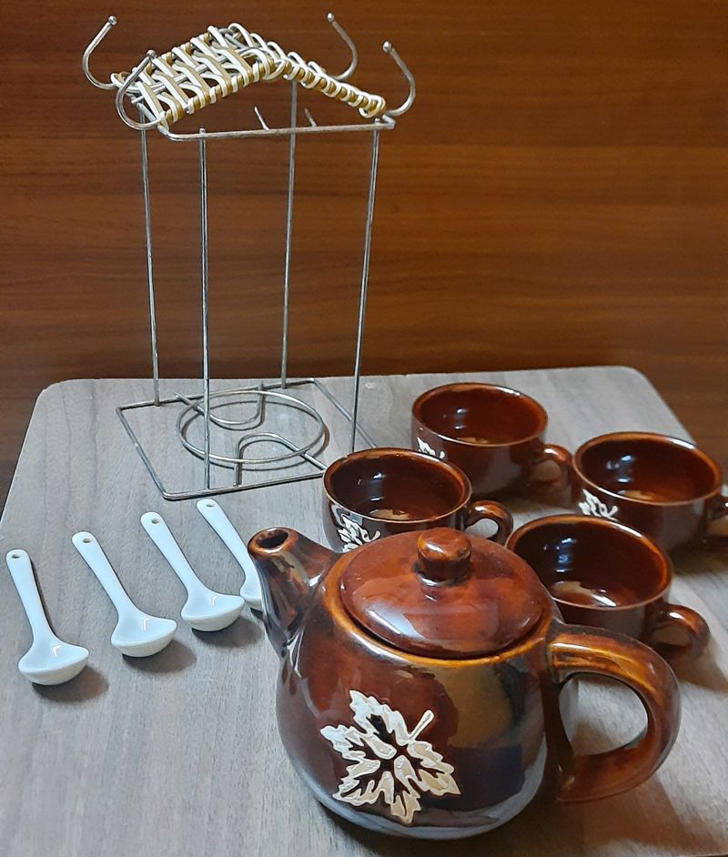 Teap Cut Set With Stand And Spoons
