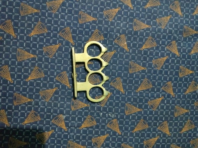 Brass Knuckles Self Defense