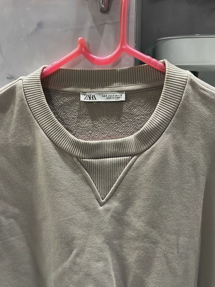 Zara Sweatshirt