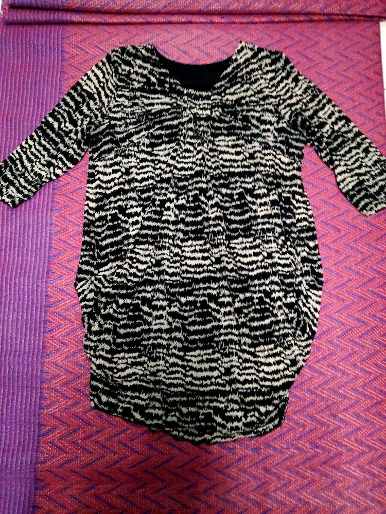 Stylish Black &amp; White Print Dress