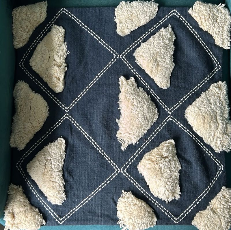 45x45 Cm Designer Tufted Handwork Cushion Cover- 1
