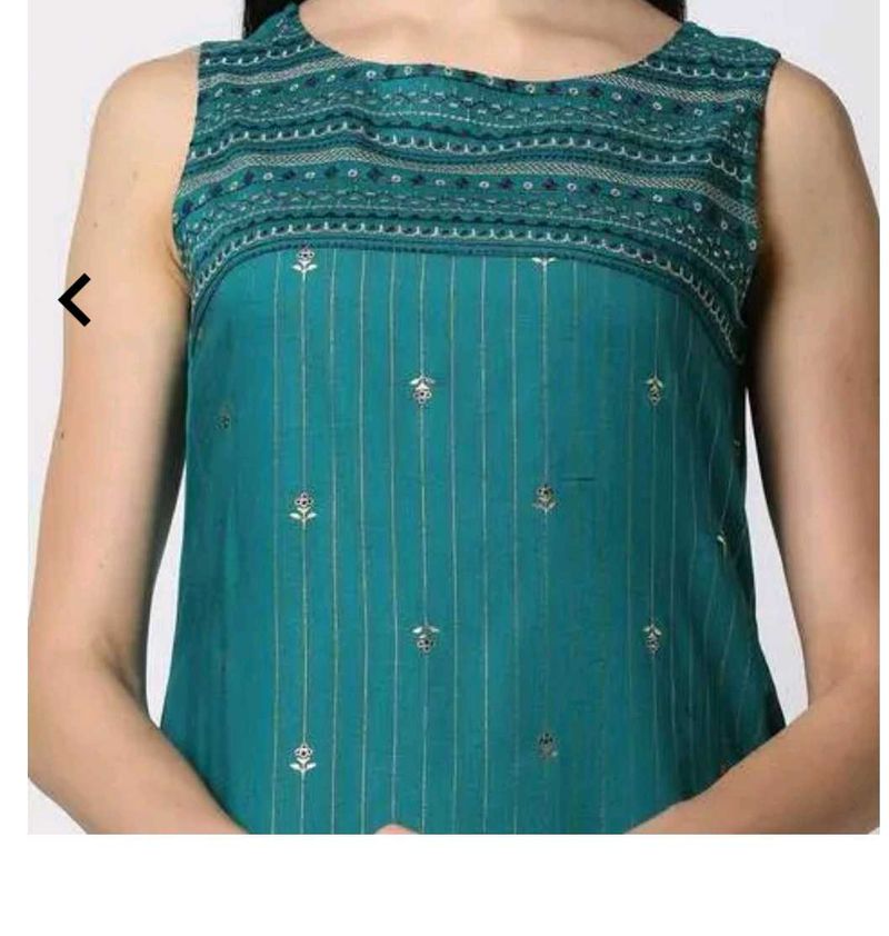 Green Kurti