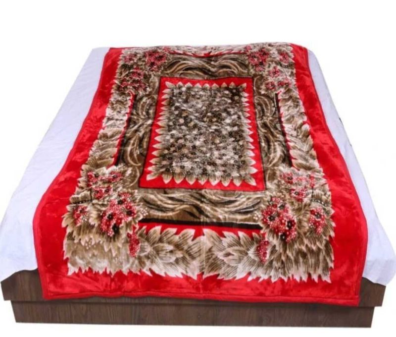 Red Floral Pattern Blanket