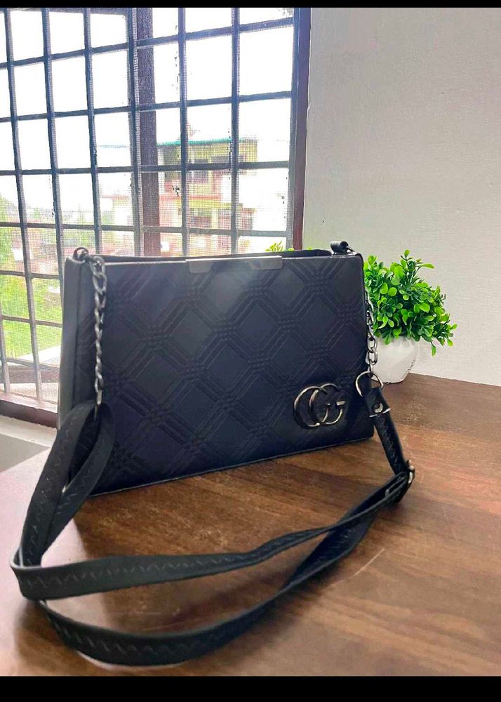 Stylish Black Handbag
