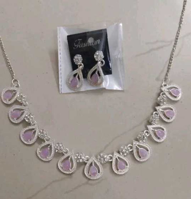Elegant Necklace &amp; Earring Set
