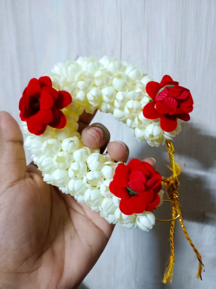 Artificial Gajra