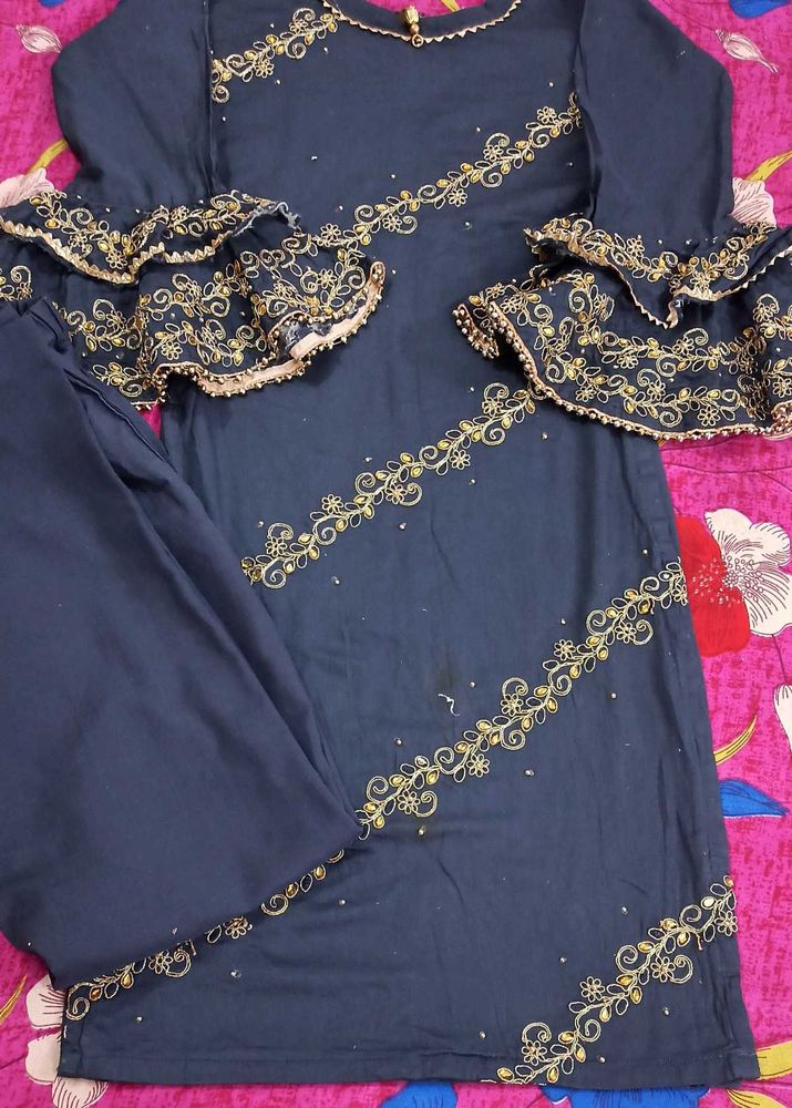 Embroidered Kurta Set