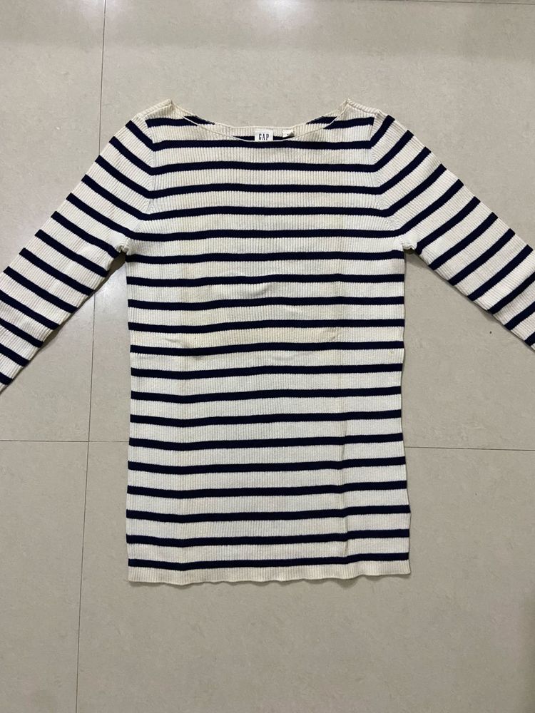 GAP Striped Long Sleeve Pullover