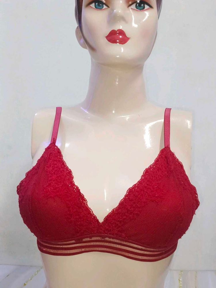 (200)Red Lace Bralette