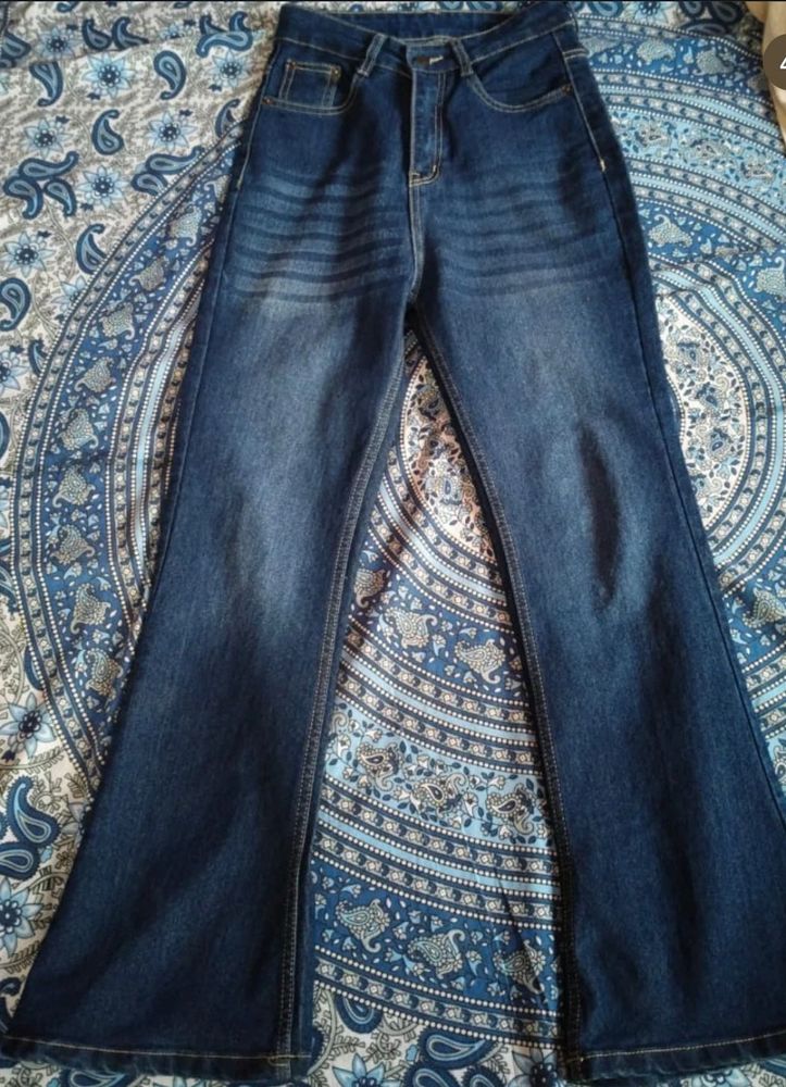 High Waisted bootcut jeans