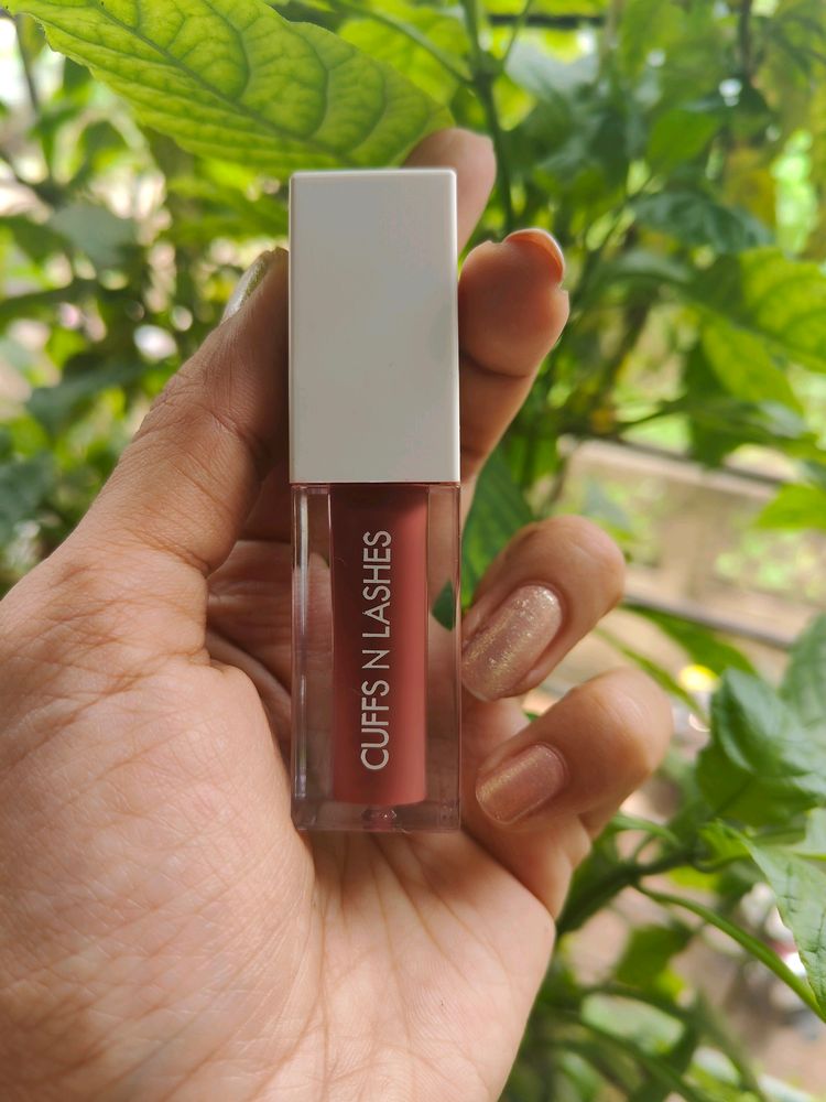 Cuffs And Lashes Gloss 01 Multiverse ...