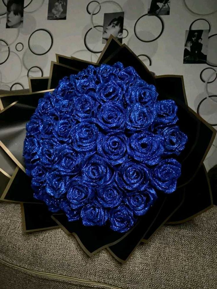 Blue Glitter Rose Bouquet