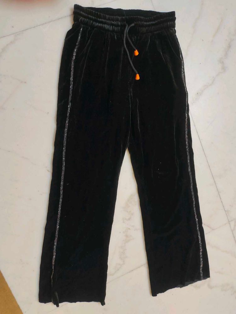 velvet lower