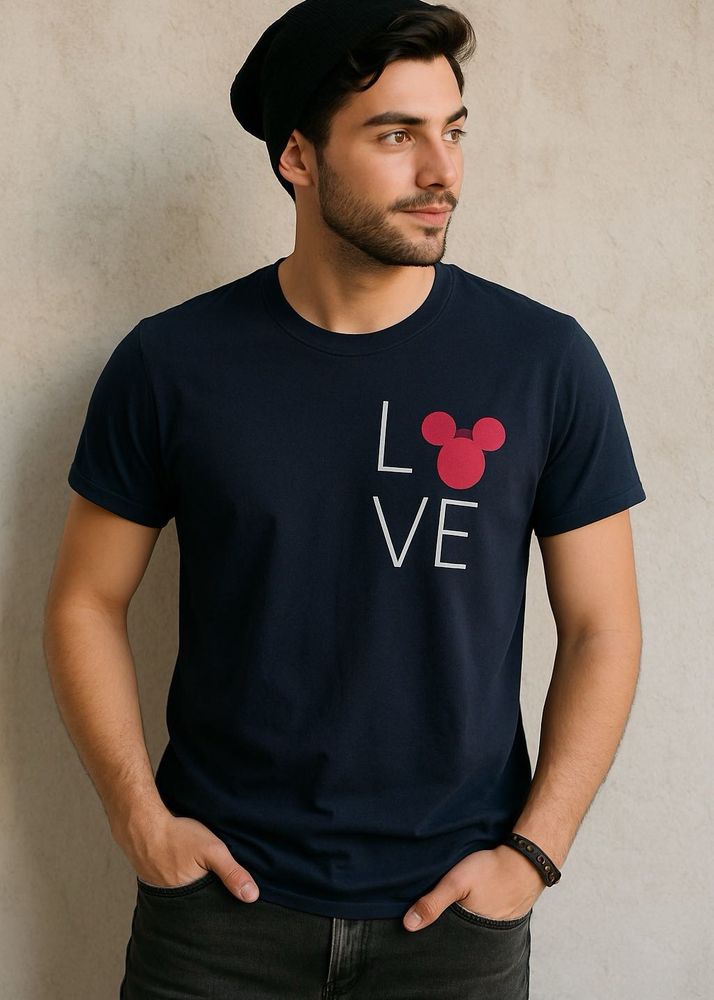 Mickey &#39;Love&#39; Tee