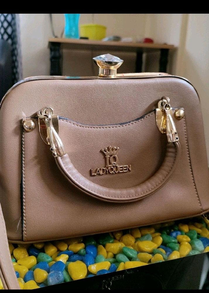 Lady Queen Handbag
