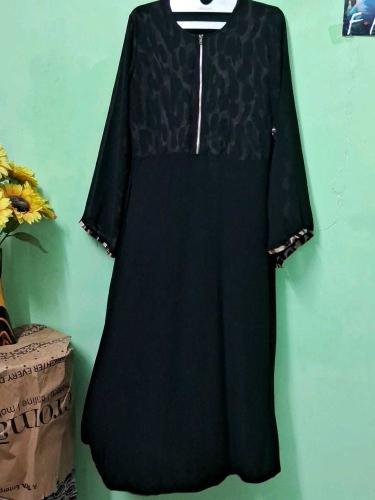 Elegant Black Abaya