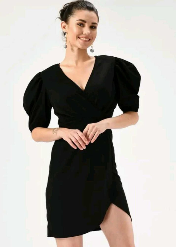 Chic Black Puff Sleeve Mini Dress