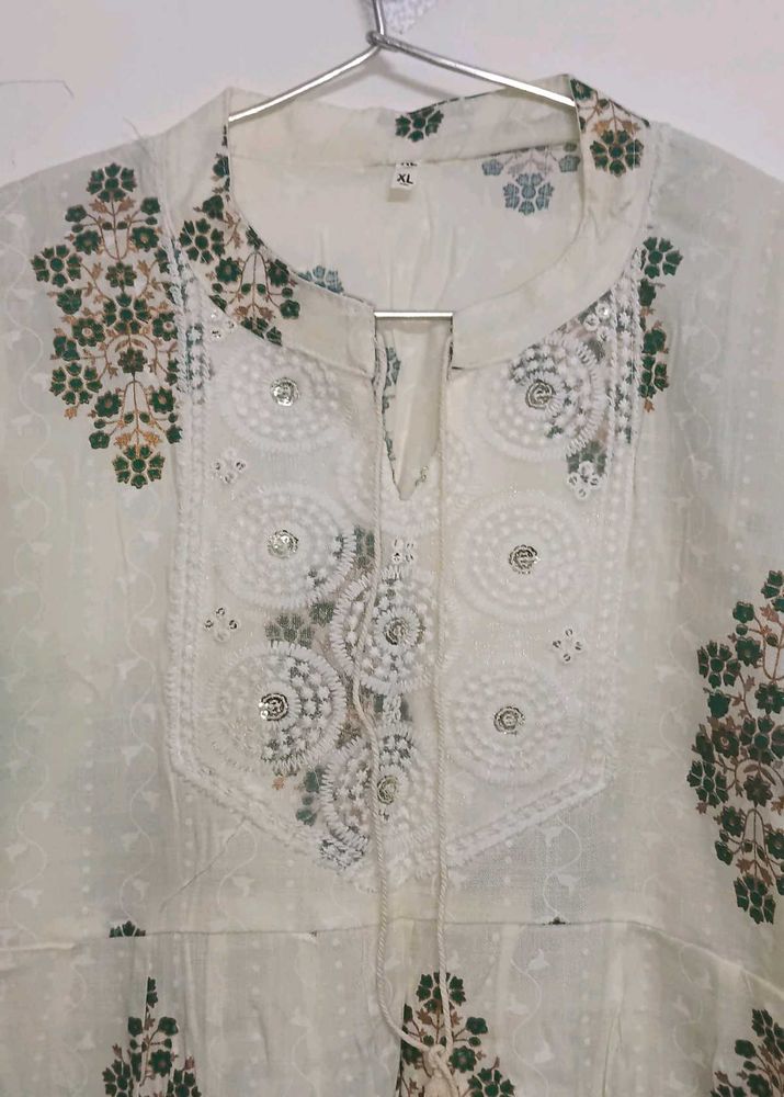 Elegant Embroidered Kurta