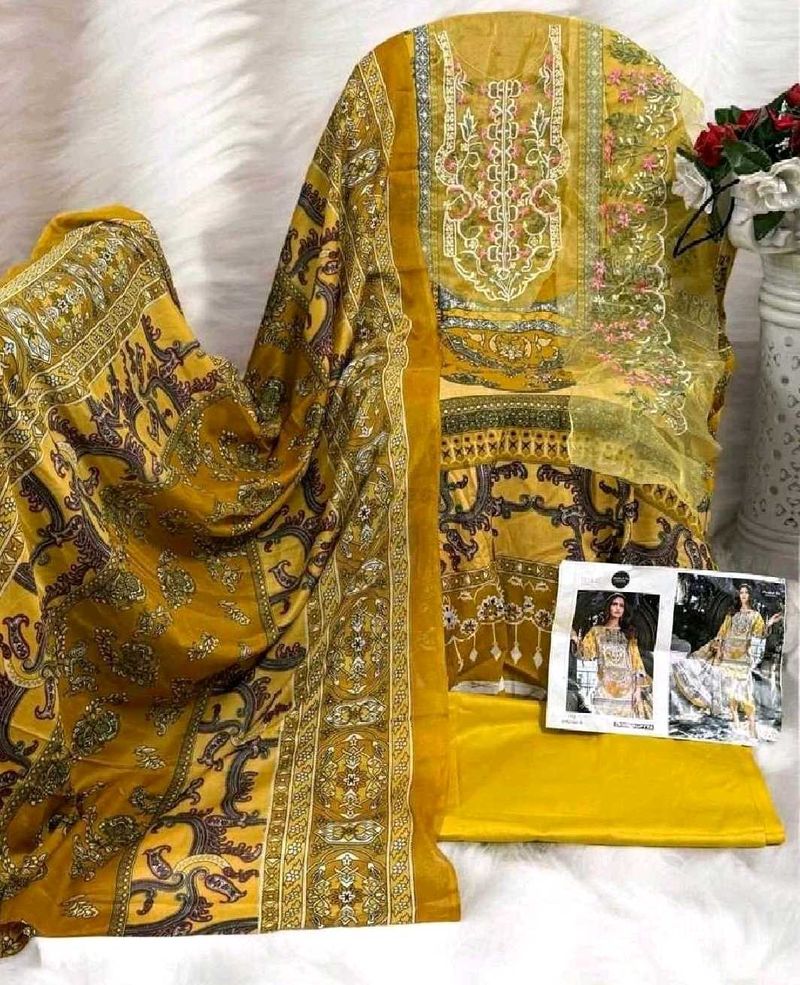 pakistani Ethnic Kurta Set