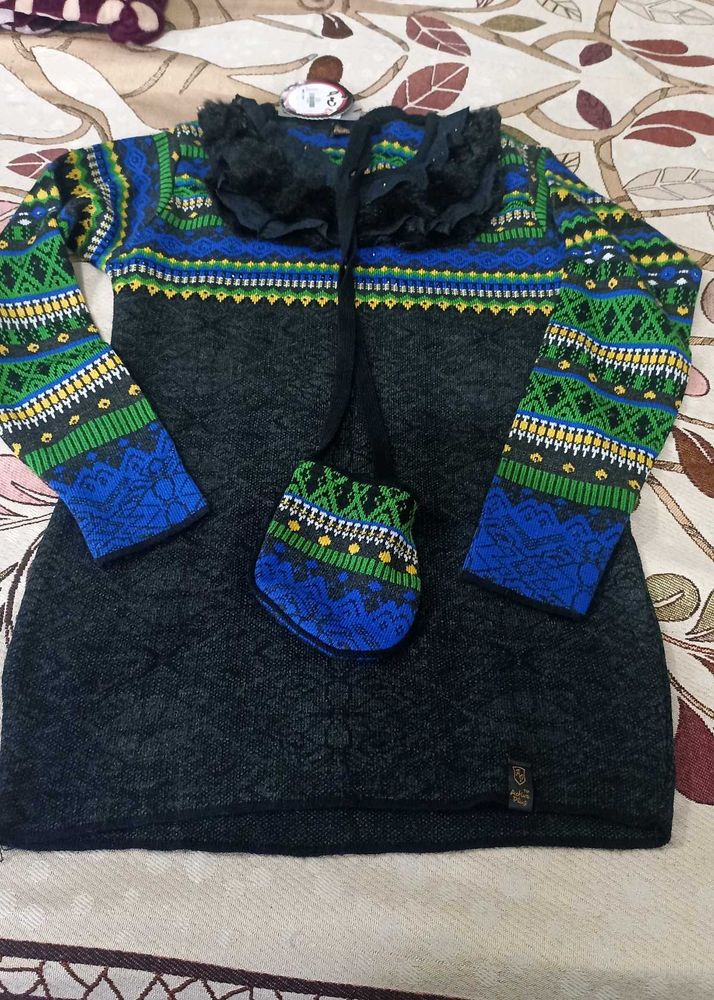 (New With Tag)Designer Woolen Sweater
