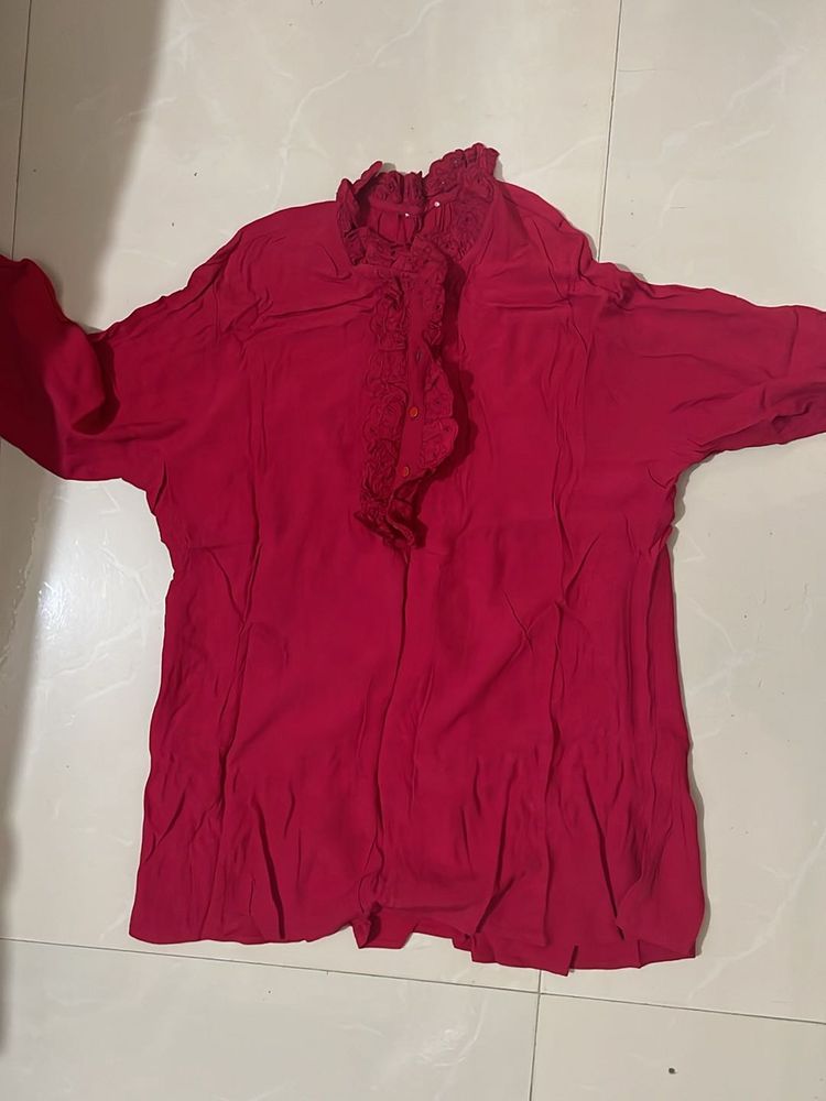 Color Nech Ruffle Top