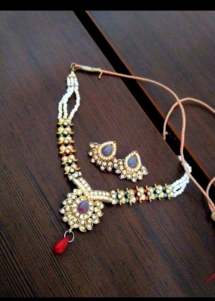Necklace &amp;earring Set