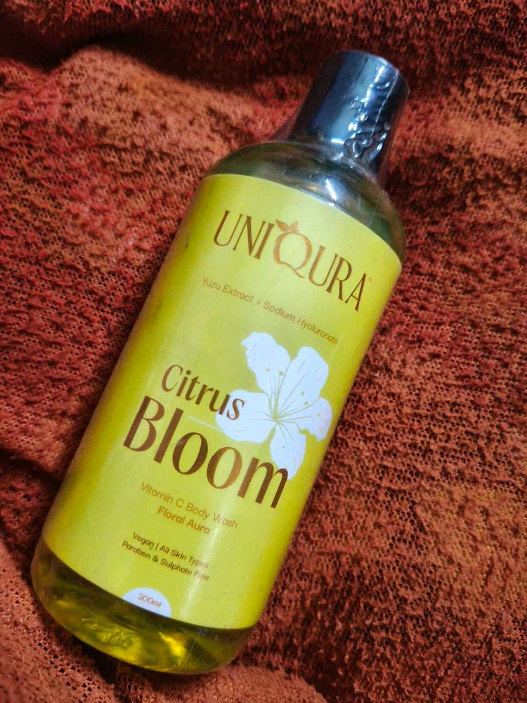 Uniqura Citrus Bloom Body Wash