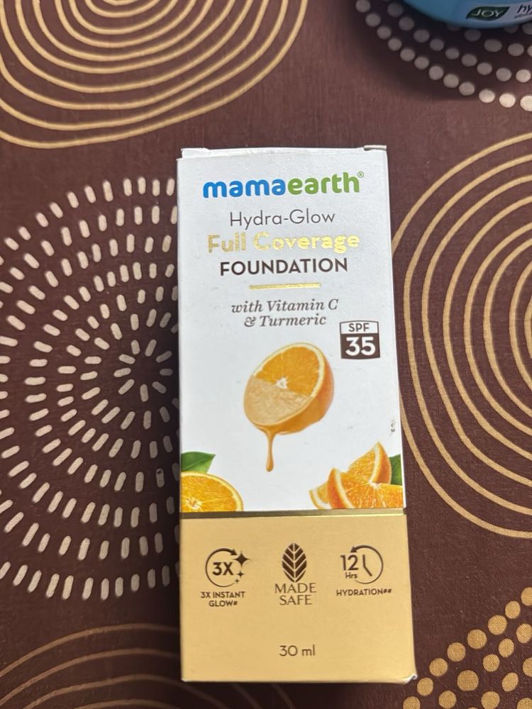 Mamaearth Hydra-Glow Foundation SPF 35