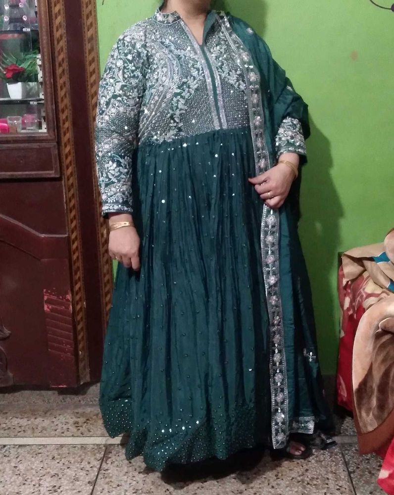 Elegant Green Ethnic Gown