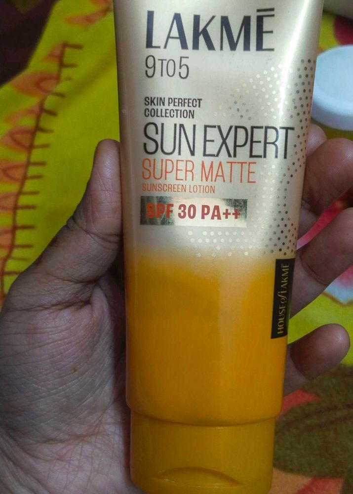Lakme Sun Expert SPF30