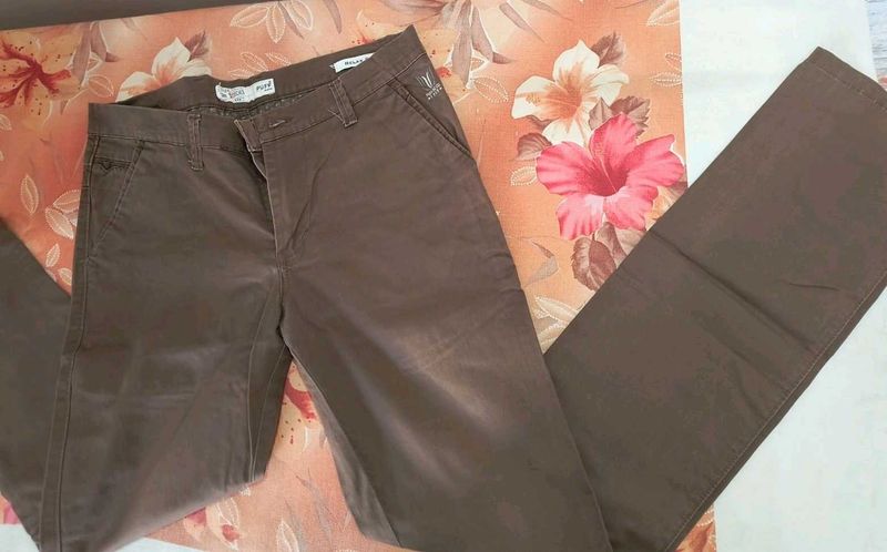 Brown Trousers 🟤